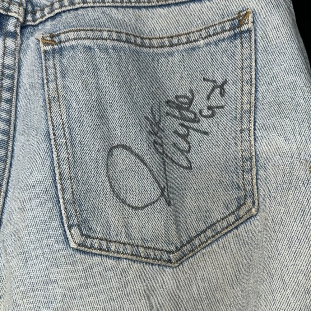 OZZY OSBOURNE, ZAKK WYLDE, MIKE INEZ, RANDY CASTILLO Autographed jeans 1992 - Picture 7 of 7